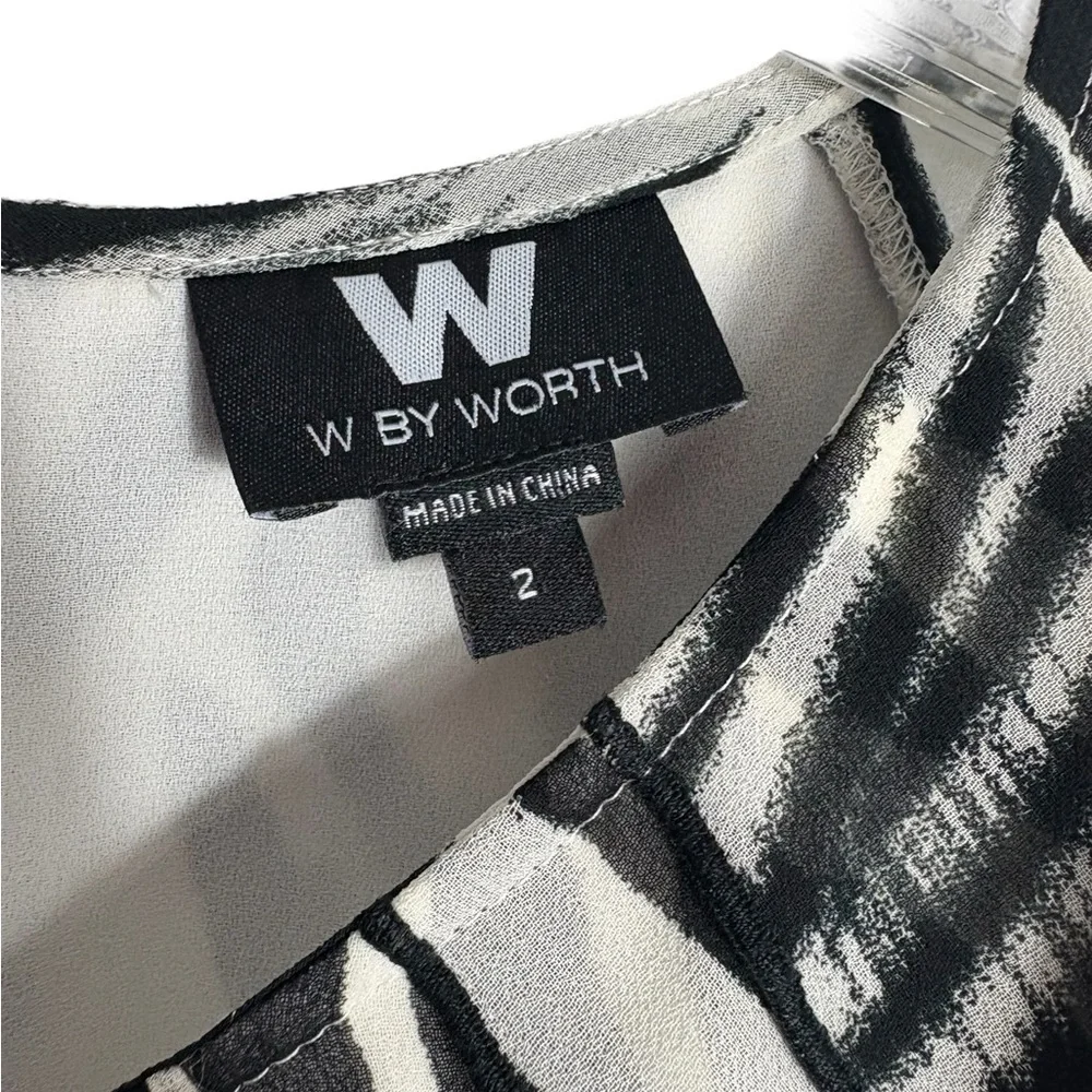 W by WORTH Zebra Print Sleeveless Flounce/Ruffles Blouse Size 2— Quiet Luxury! - Picture 7 of 9